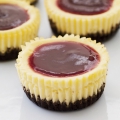 Рецепт - Мини-чизкейки с шоколадным печеньем